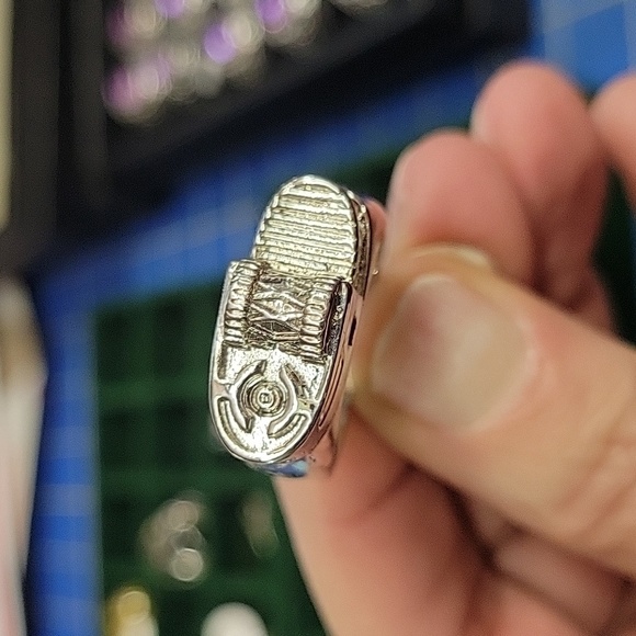 Lighter Silver Tone Ring - Picture 5 of 5